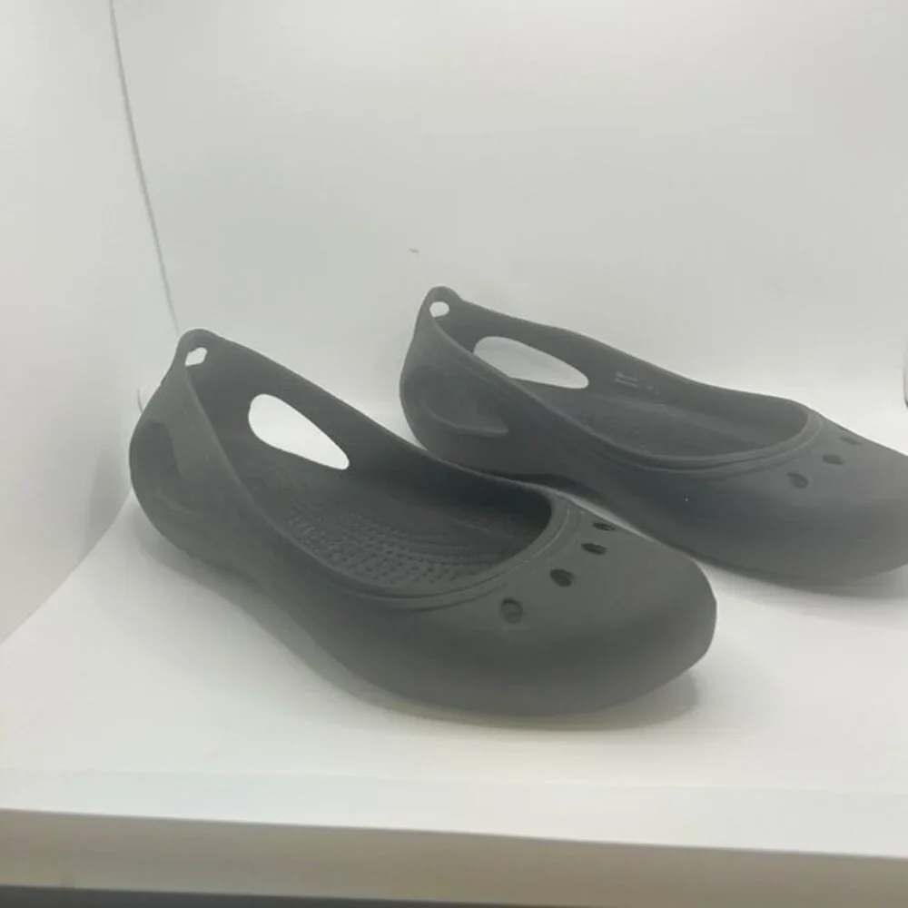 Crocs‎ Black Flats Size W9 Lightweight Slip-On Rubber Shoes
